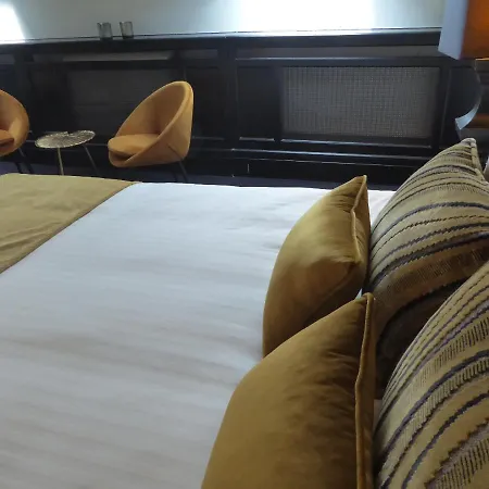 B In Bed & Breakfast 2*