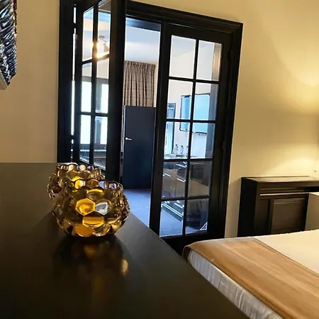 B In Bed & Breakfast Anversa